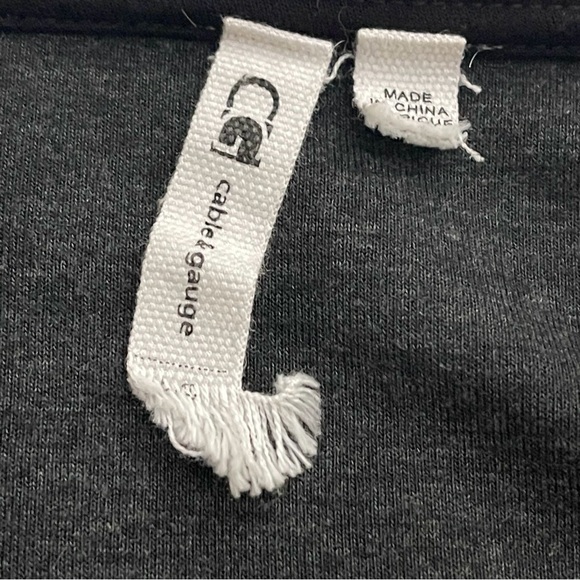 Cable and Gauge Top Scoop Neck 3/4 Length Roll Cuff Sleeve Size Large - Picture 12 of 13